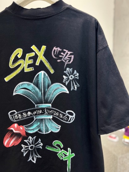 クロムハーツ「Chrome Hearts」グラフィックTシャツ-ISETAN PRESTIGE CURATED