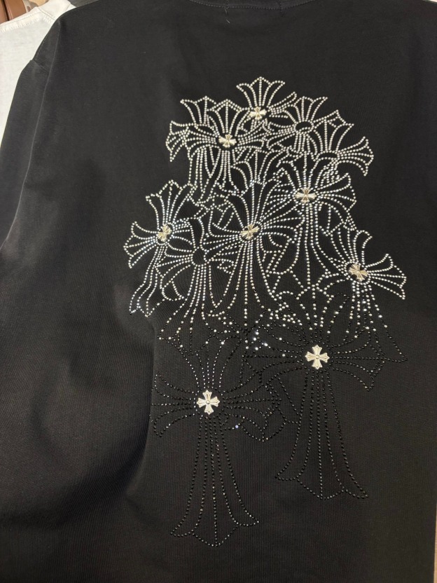 クロムハーツ「Chrome Hearts」クロスレザーパッチTシャツ