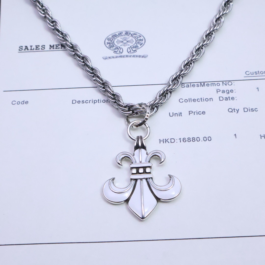 クロムハーツネックレスですP110