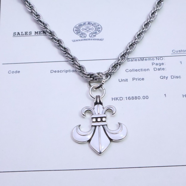 クロムハーツネックレスですP110