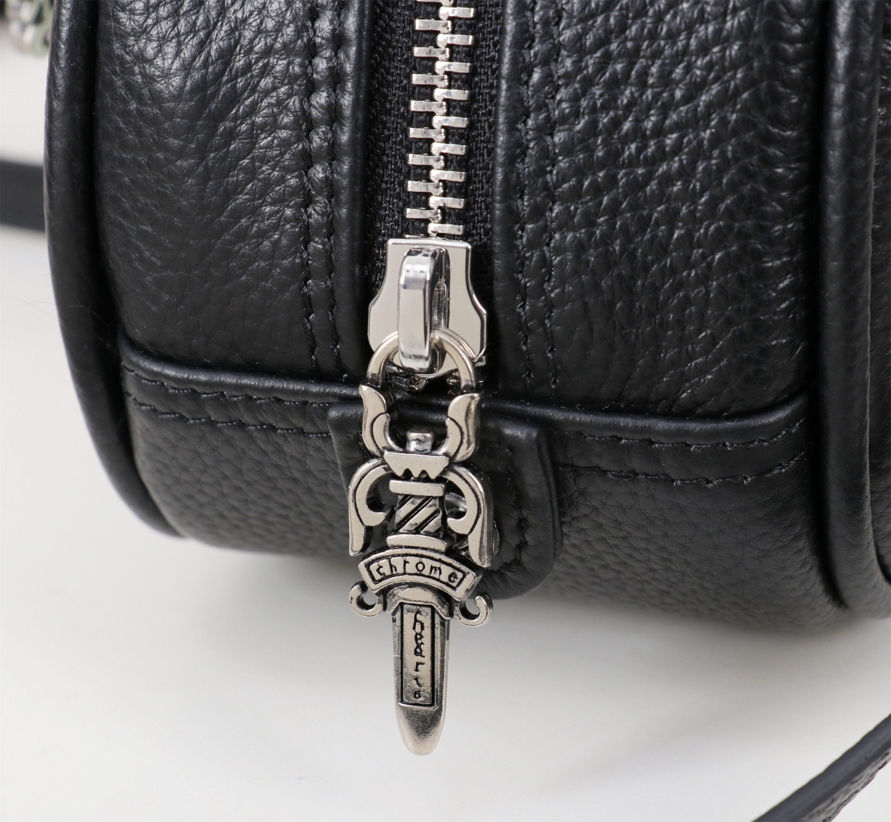 クロムハーツ「Chrome Hearts」クロスロゴ ボウリング ミニバッグ