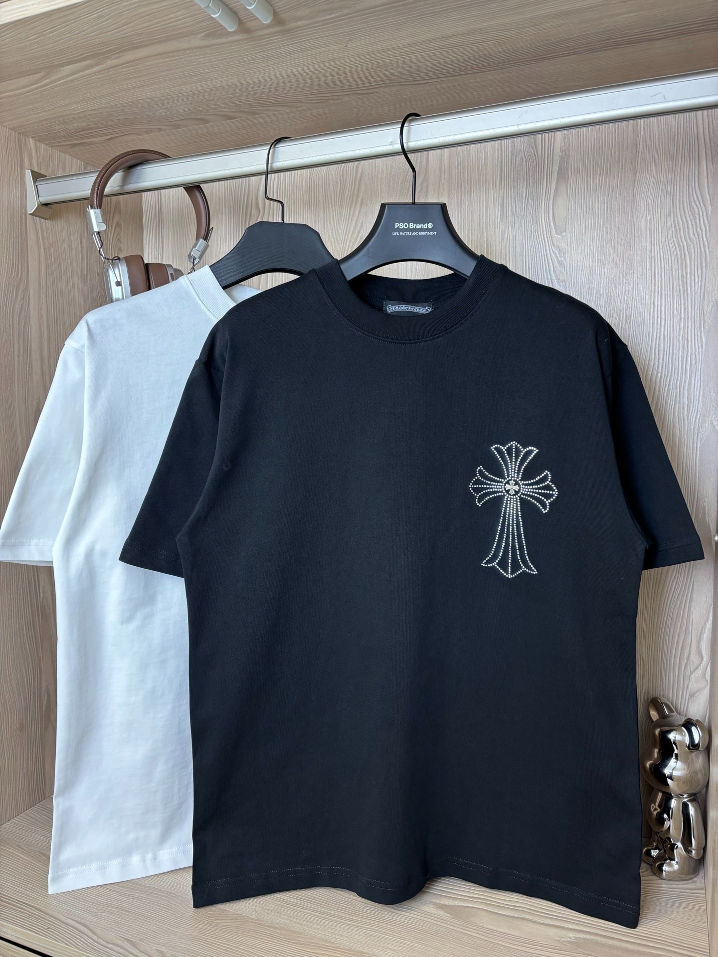 クロムハーツ「Chrome Hearts」クロスレザーパッチTシャツ
