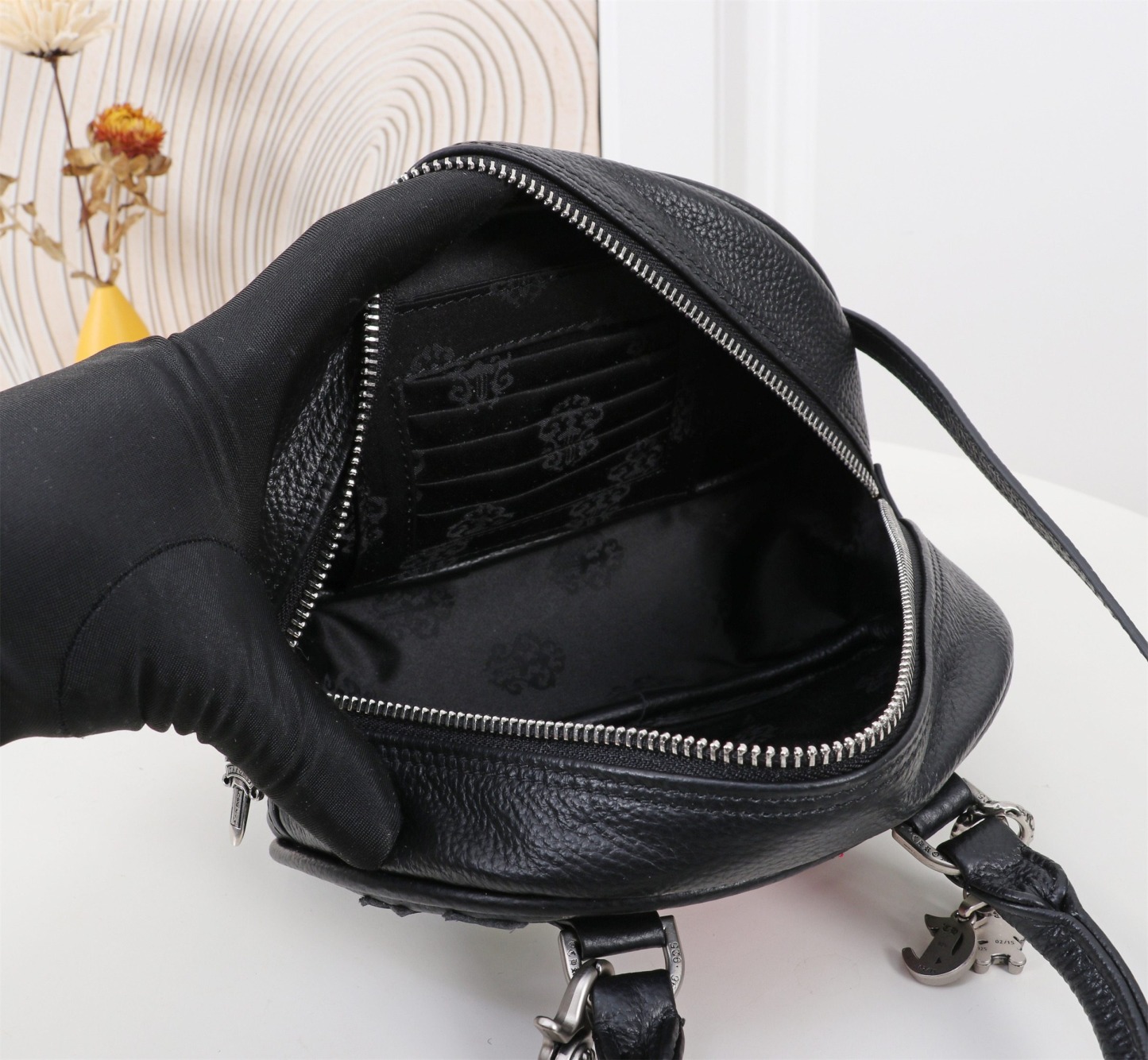 クロムハーツ「Chrome Hearts」クロスロゴ ボウリング ミニバッグ