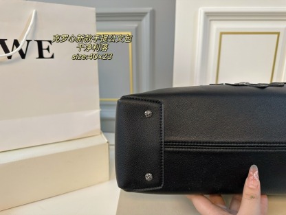 クロムハーツ「Chrome Hearts」レザードキュメントトート 40×23cm