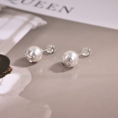 クロムハーツ「Chrome Hearts」クロムハーツ フルダイヤモンドクロスピアス 18K WG ピアス