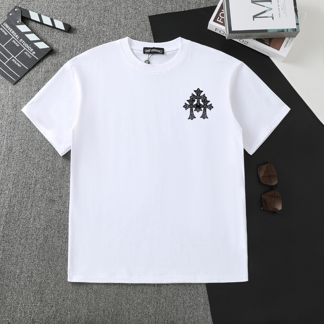 クロムハーツ「Chrome Hearts」ミニマルロゴTシャツ