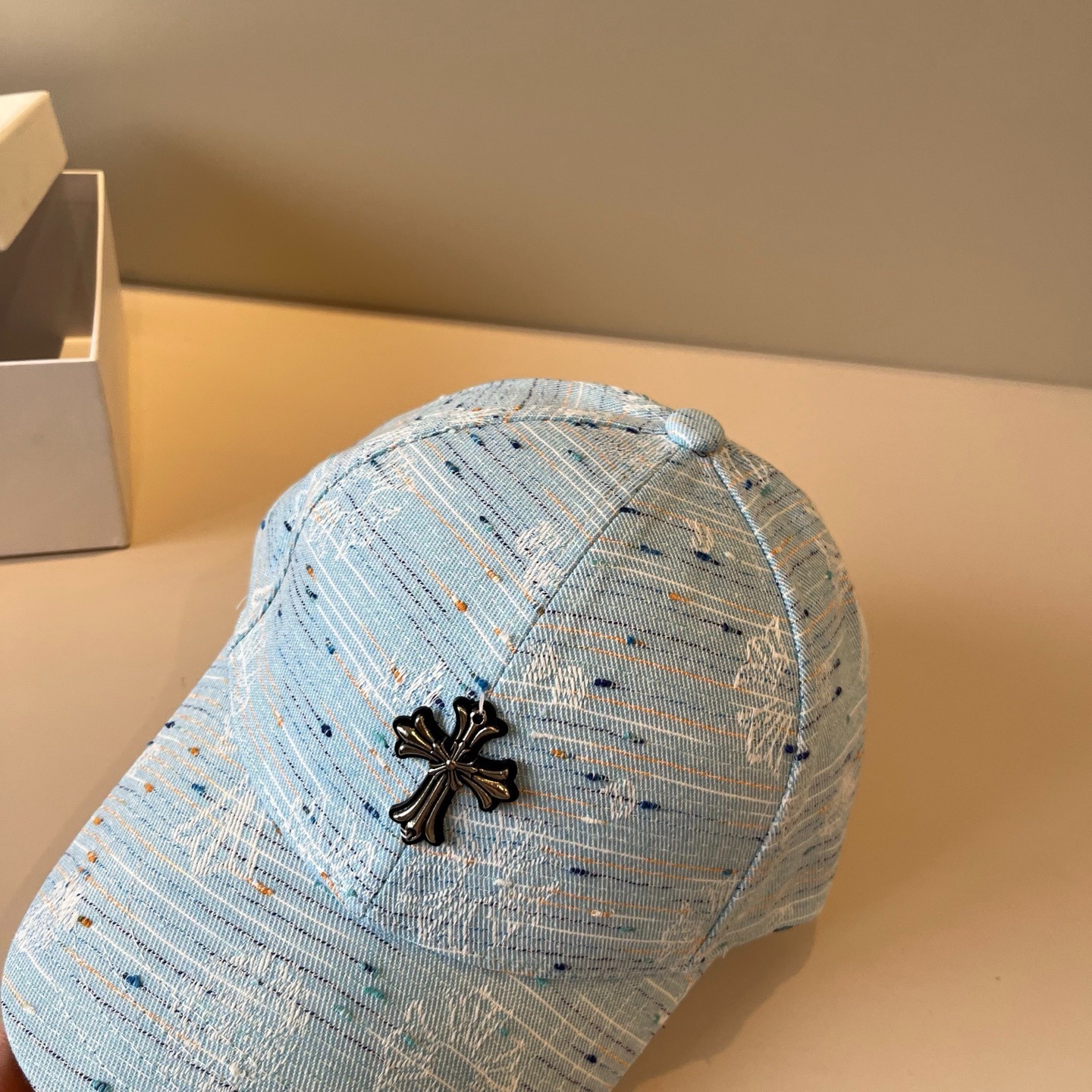 クロムハーツ「Chrome Hearts」モダンスタイル スナップバック キャップ