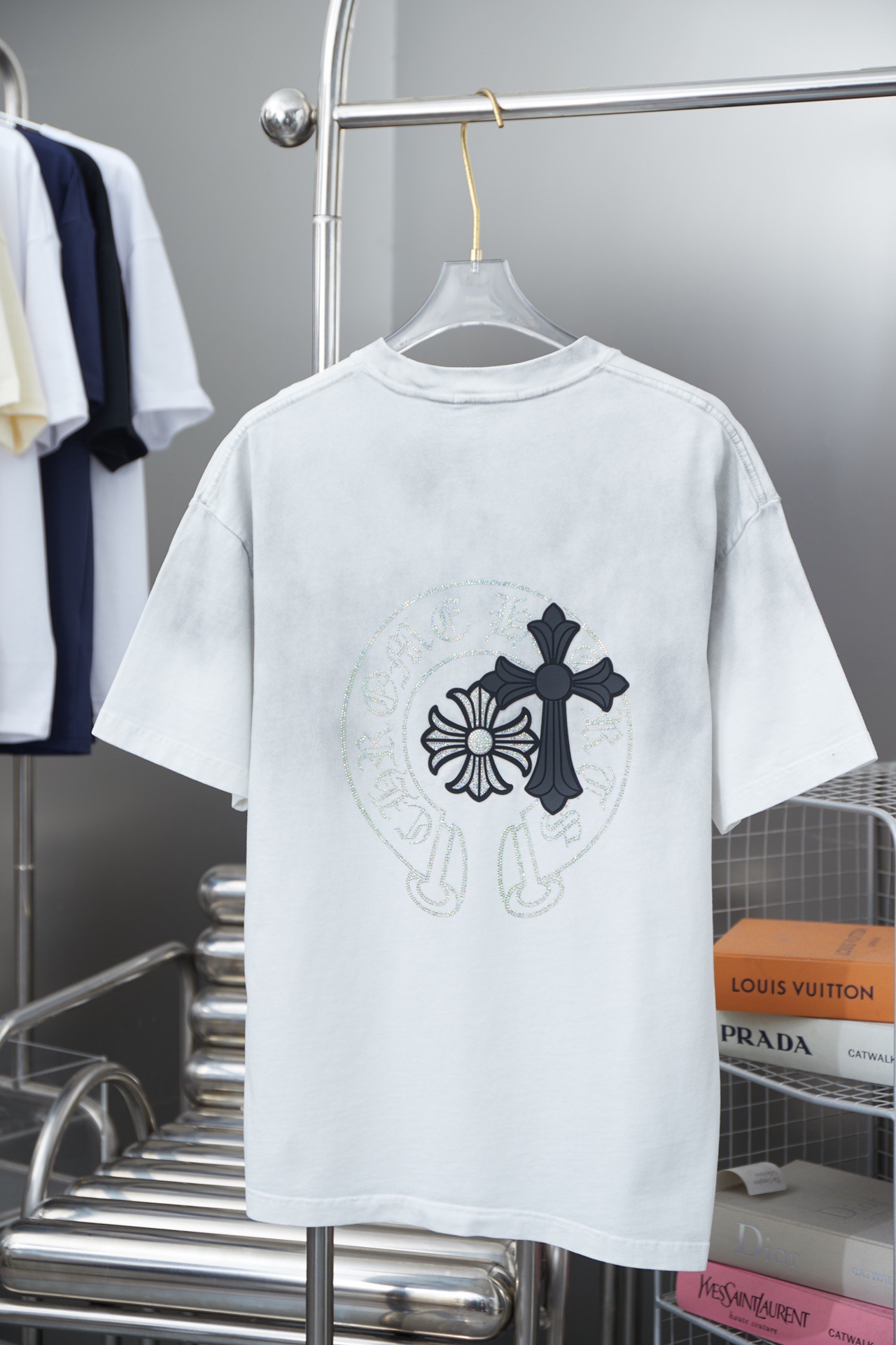 クロムハーツ「Chrome Hearts」ヘビーウェイト ストーンTシャツ