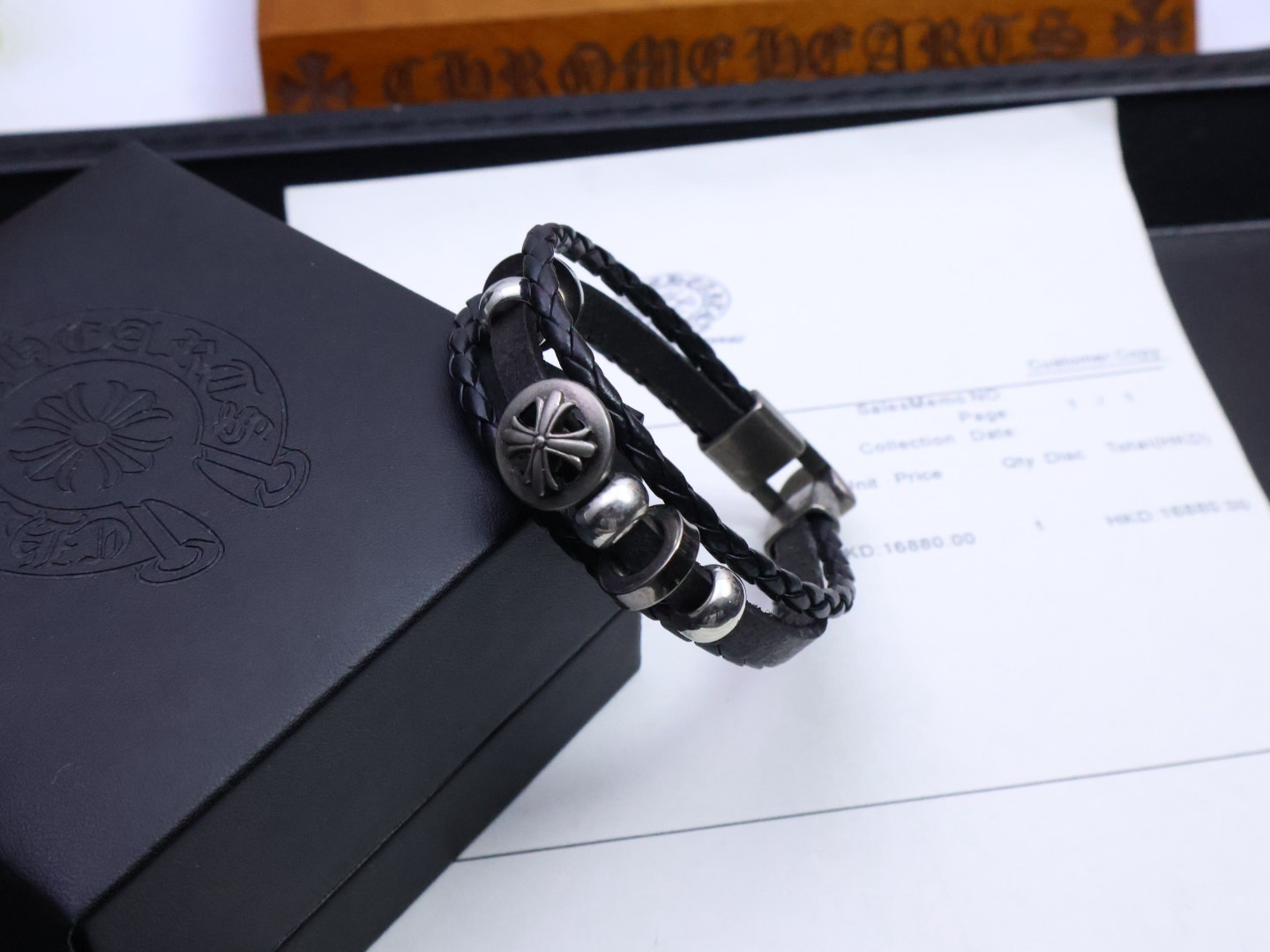 クロムハーツ「Chrome Hearts」 Rebel Gothic Cuff Bracelet