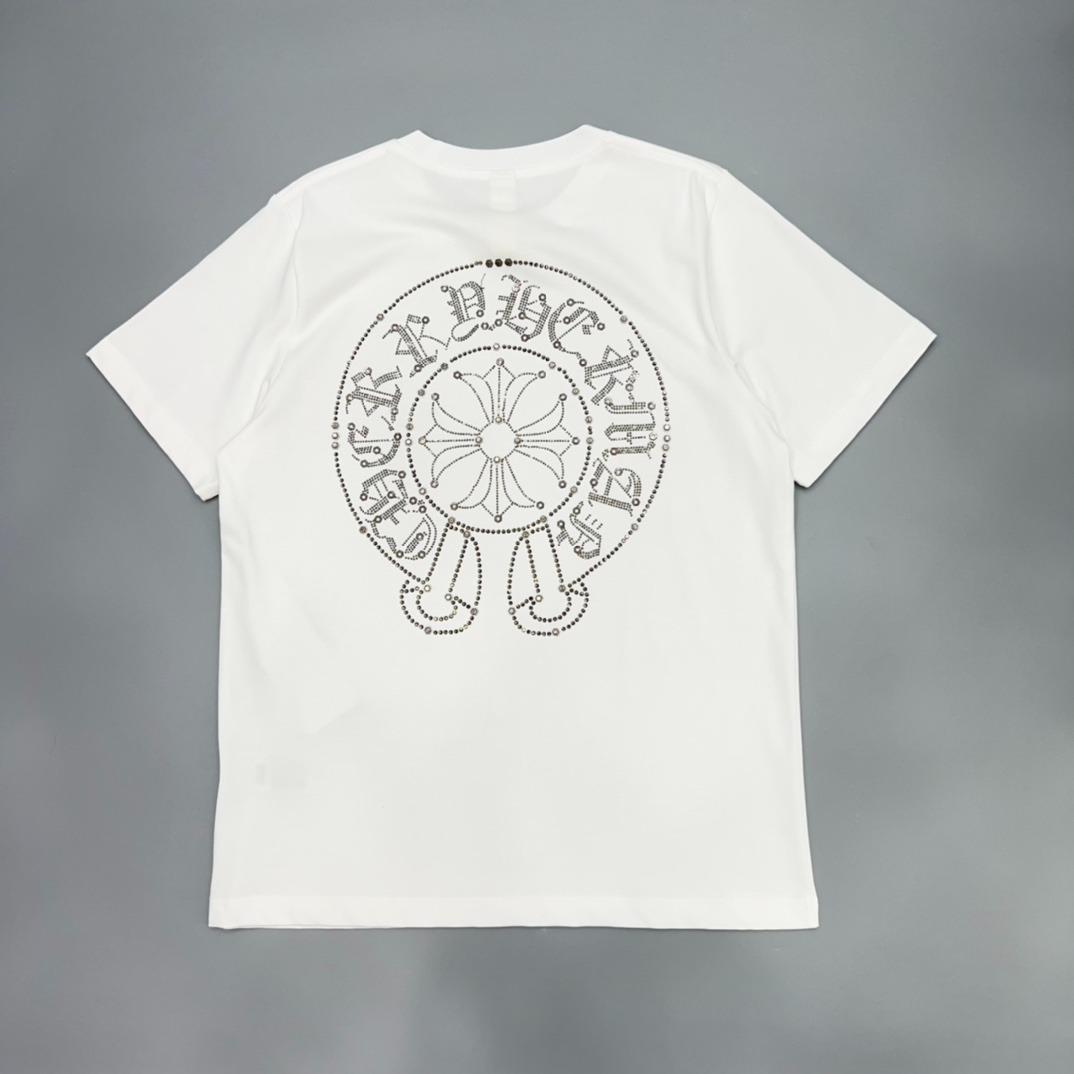 クロムハーツ「Chrome Hearts」スパンコールサンスクリット スタッドTシャツ