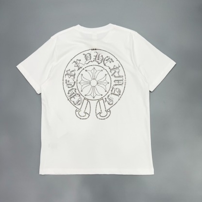 クロムハーツ「Chrome Hearts」スパンコールサンスクリット スタッドTシャツ
