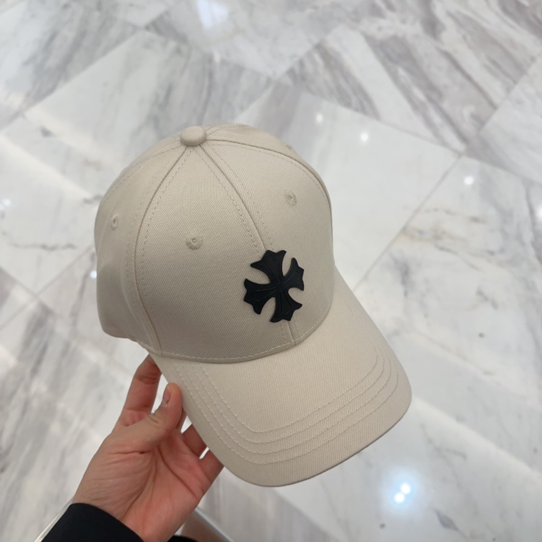 クロムハーツ「Chrome Hearts」ディストレスド スナップバック キャップ