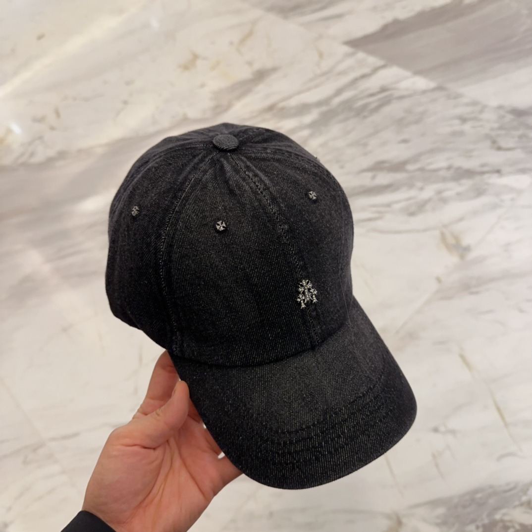 クロムハーツ「Chrome Hearts」ディストレスド スナップバック キャップ