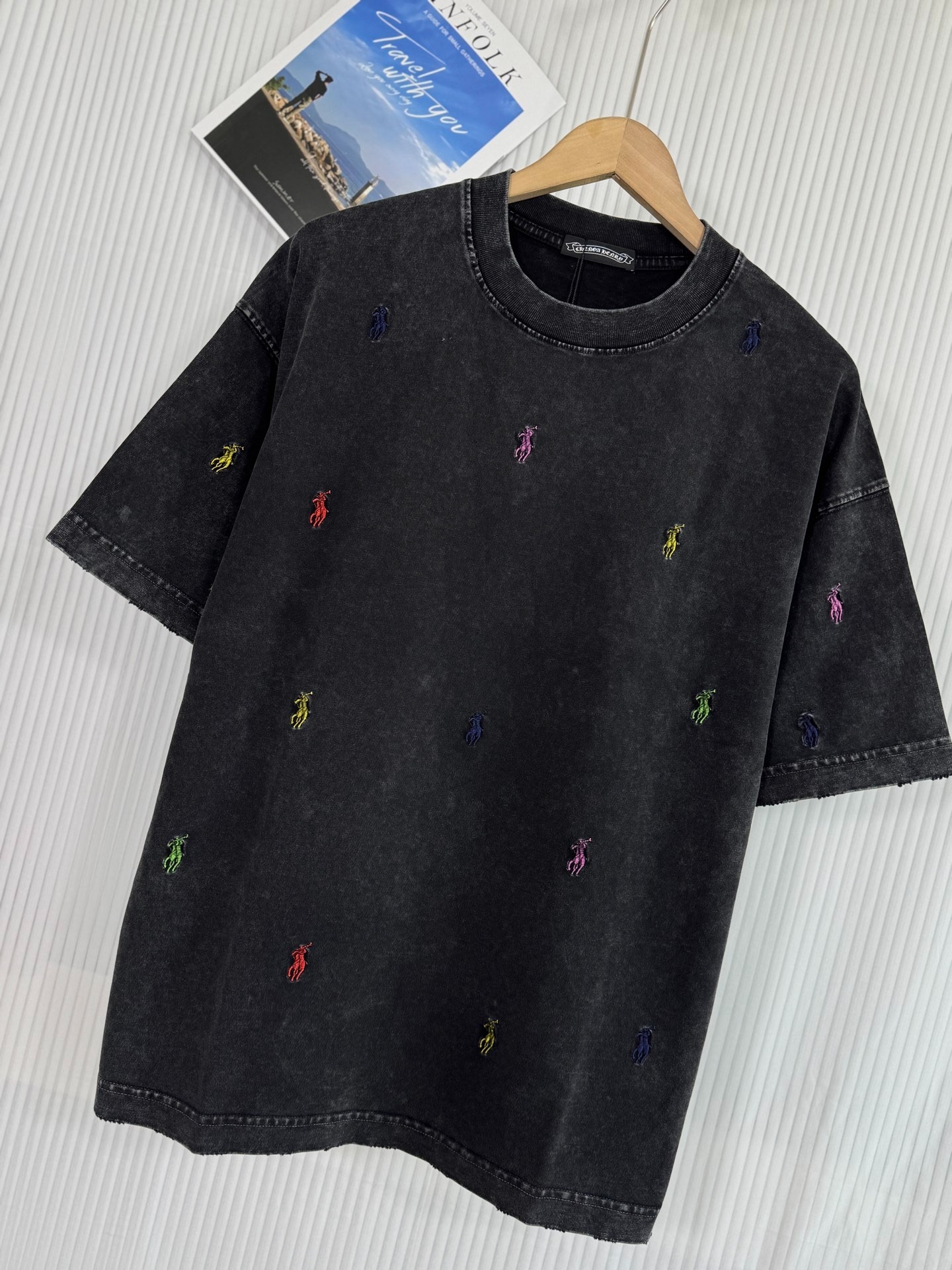 クロムハーツ「Chrome Hearts」3Dホースシュークロス エンブロイダリーTシャツ