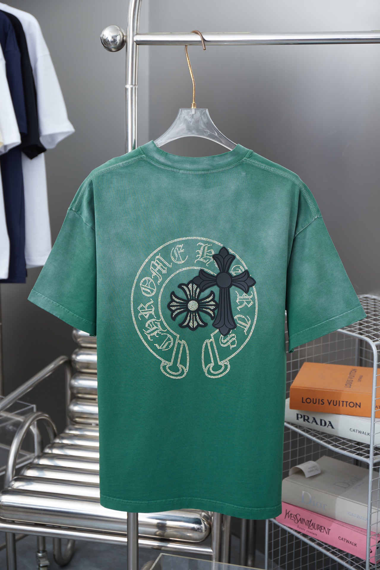 クロムハーツ「Chrome Hearts」ヘビーウェイト ストーンTシャツ