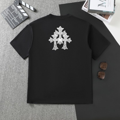 クロムハーツ「Chrome Hearts」ミニマルロゴTシャツ