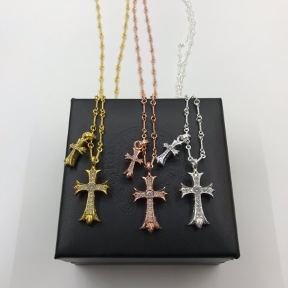 クロムハーツ「Chrome Hearts」フルダイヤモンドダブルクロスペンダント ネックレス