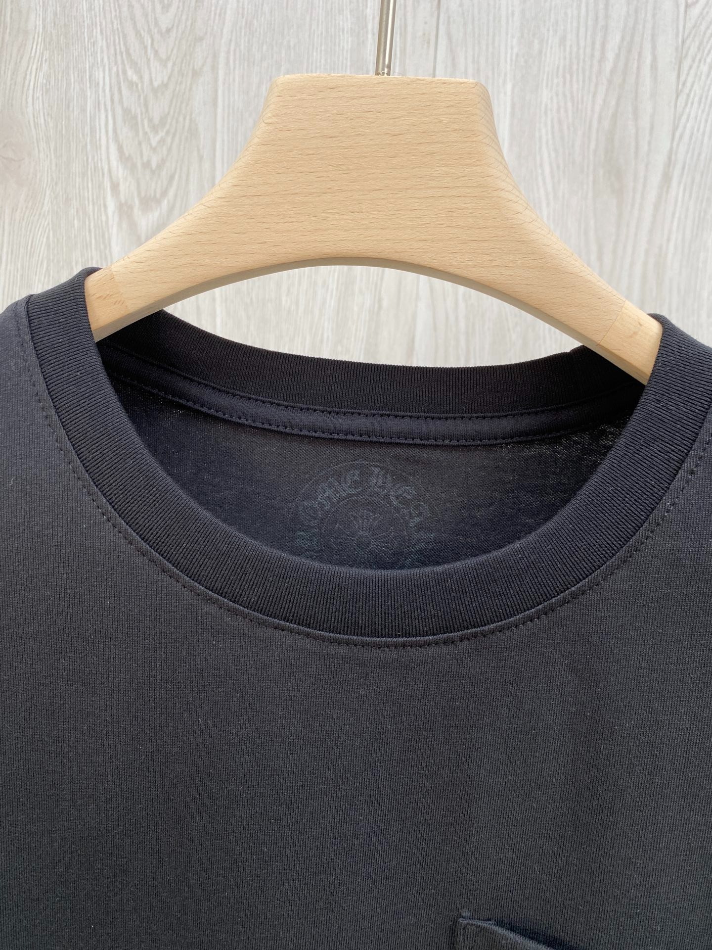 クロムハーツ「Chrome Hearts」シャドウクロス プリントTシャツ