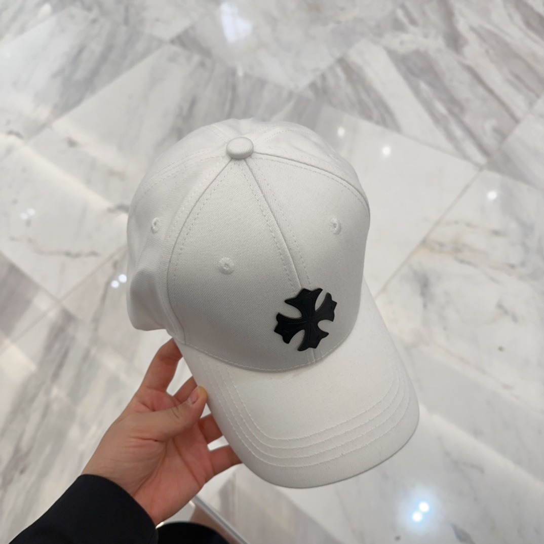 クロムハーツ「Chrome Hearts」ディストレスド スナップバック キャップ