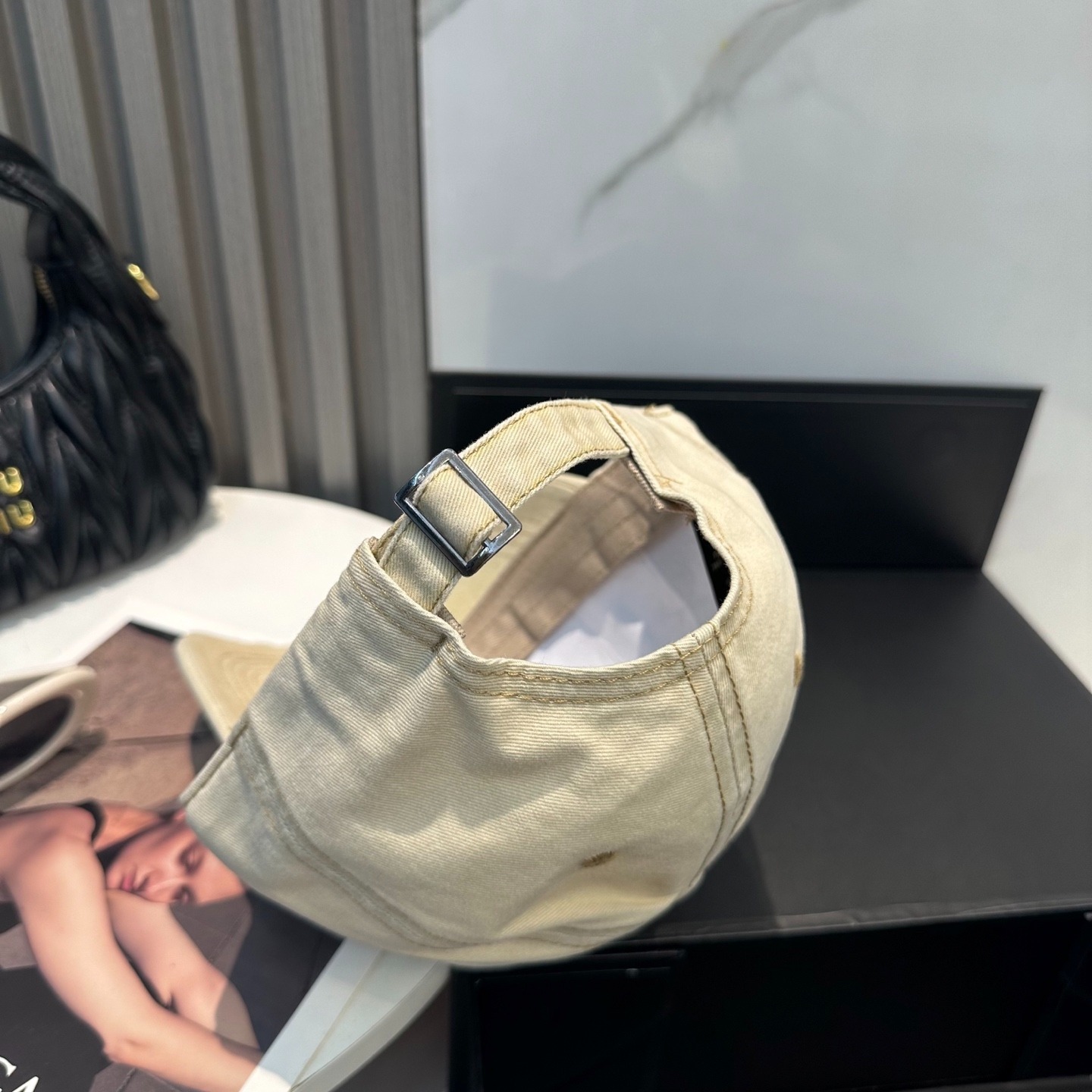 クロムハーツ「Chrome Hearts」クロスエンブレム スナップバック キャップ