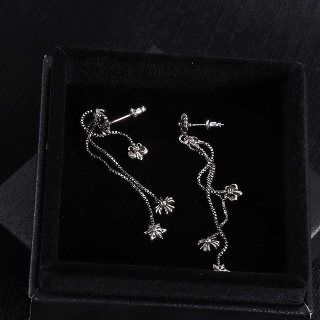 クロムハーツ「Chrome Hearts」クロムハーツ フリンジピアス S925 ピアス