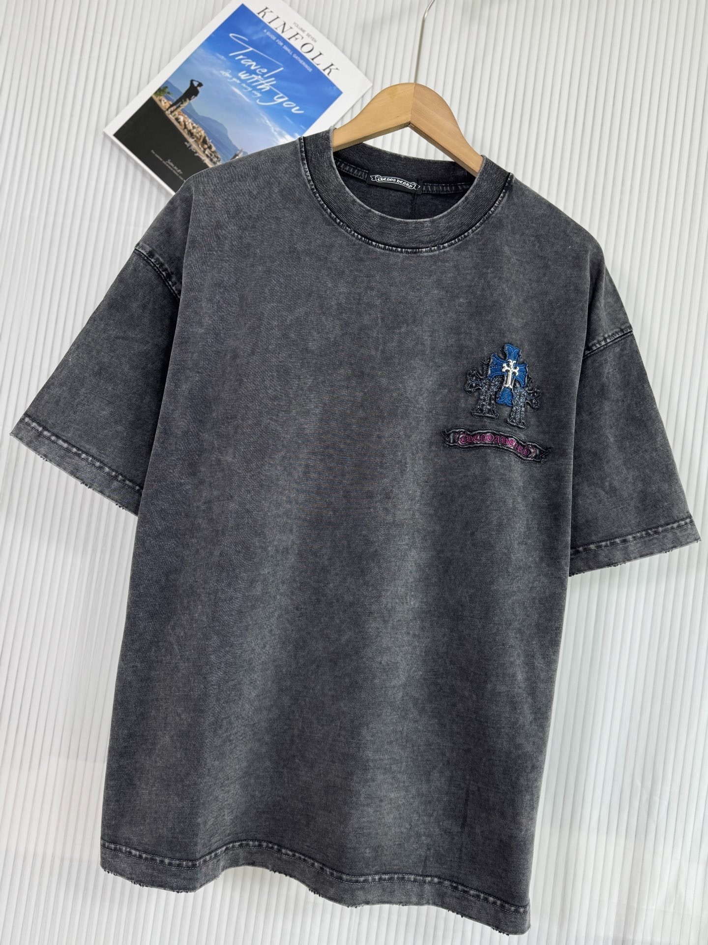 クロムハーツ「Chrome Hearts」ホースシュー＆クロス アプリケTシャツ
