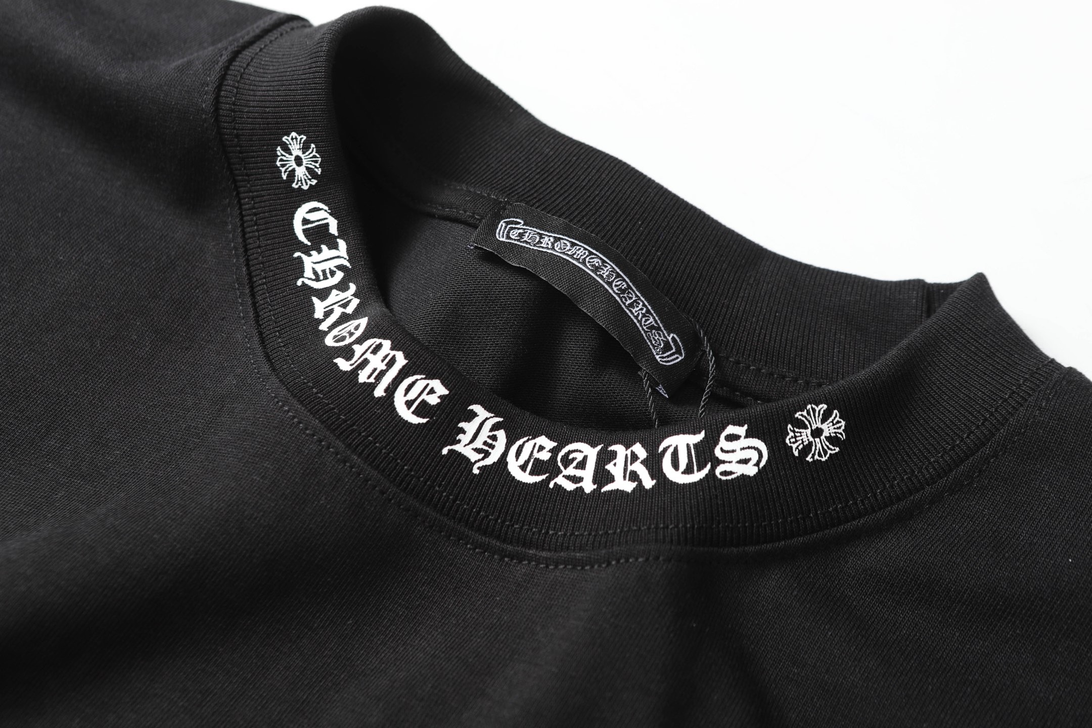 クロムハーツ「Chrome Hearts」サンスクリットロゴ ポケットTシャツ