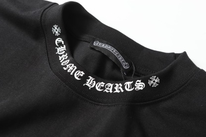 クロムハーツ「Chrome Hearts」サンスクリットロゴ ポケットTシャツ
