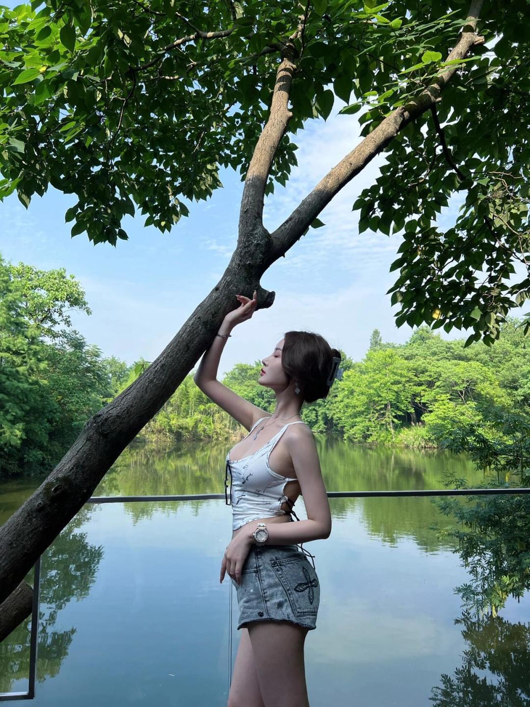 クロムハーツ「Chrome Hearts」プレミアム ストレッチデニム ショートパンツ