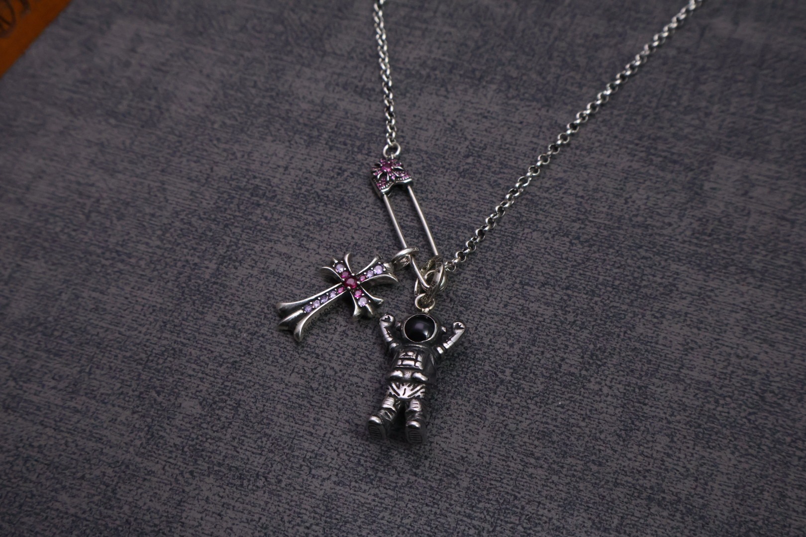 クロムハーツネックレスです