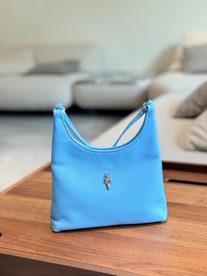 クロムハーツ「Chrome Hearts」ホワイトレザー アンダーアームバッグ