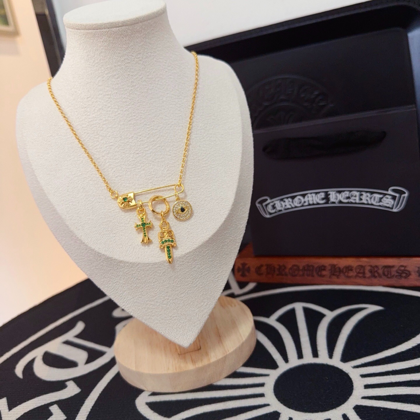 クローンハーツ(Come Hearts)Come HeartsネックレスですP125