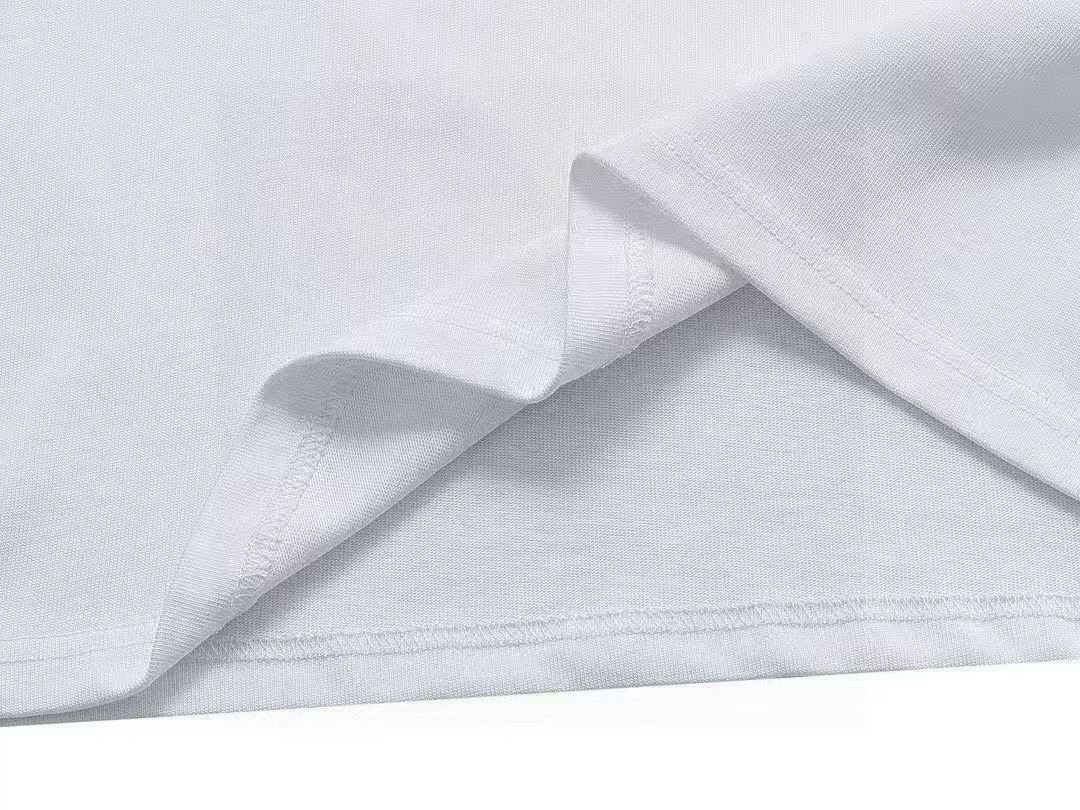 クロムハーツ「Chrome Hearts」プリントクルーネックTシャツ