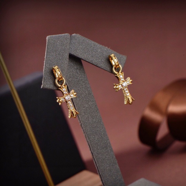 クロムハーツ「Chrome Hearts」クロムハーツ 3Dクロススタッドピアス S925 ピアス