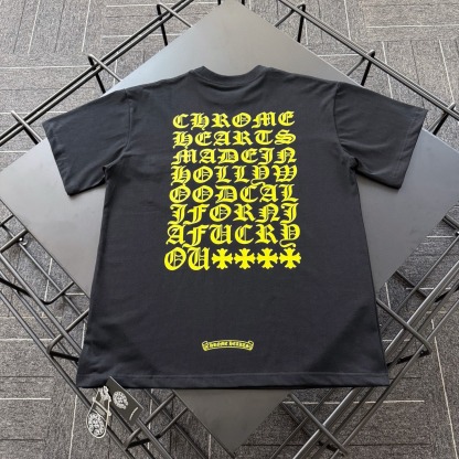 クロムハーツ「Chrome Hearts」ストライプサンスクリットTシャツ