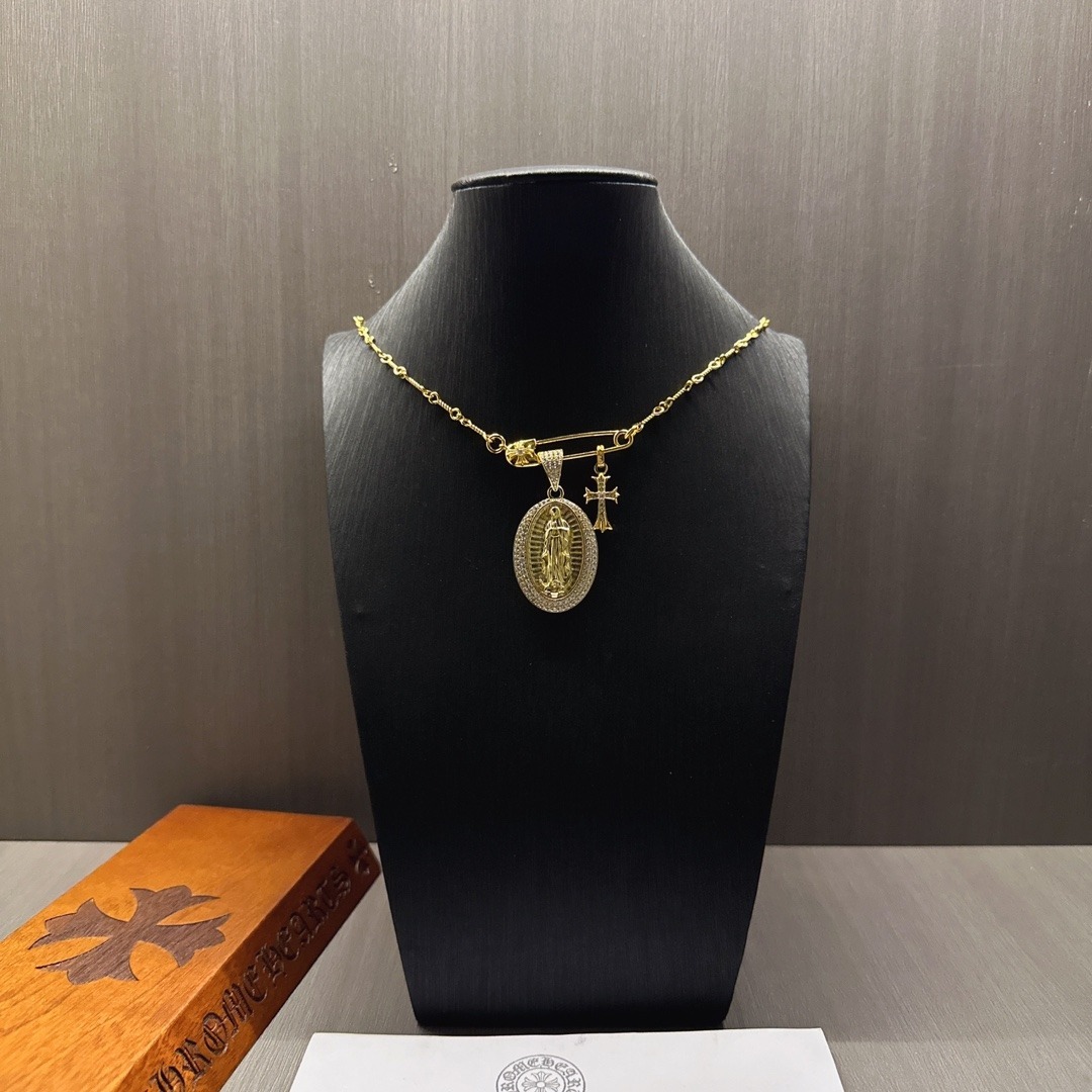 クロムハーツ「Chrome Hearts」ゴールドエディション クロスフラワーネックレス