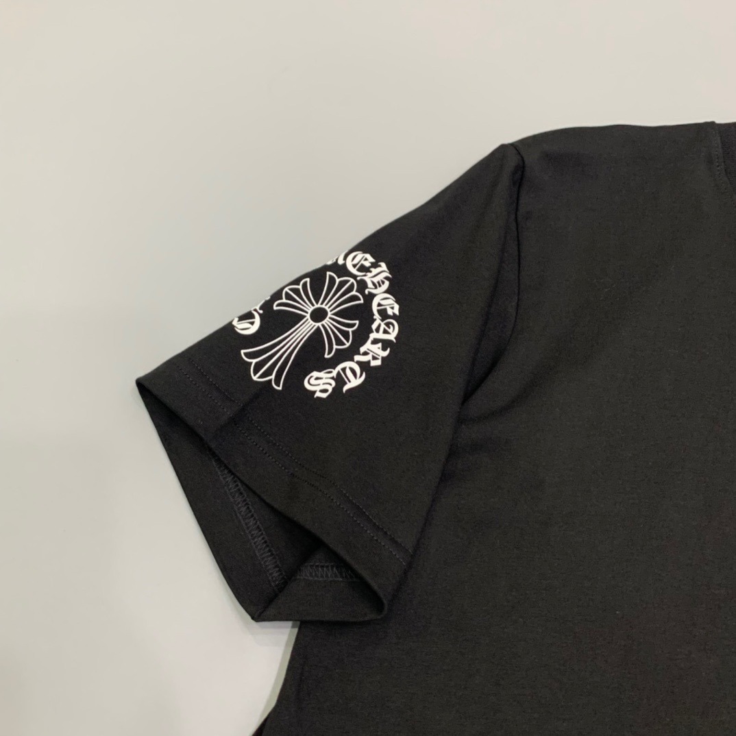 クロムハーツ「Chrome Hearts」プレミアム クルーネックTシャツ