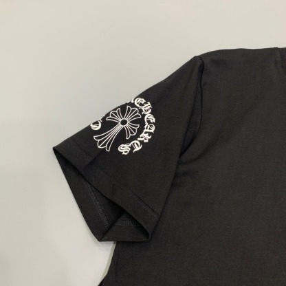 クロムハーツ「Chrome Hearts」プレミアム クルーネックTシャツ