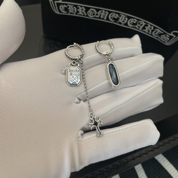 クロムハーツ「Chrome Hearts」 クラシックヴィンテージダイヤモンドピアス S925 ユニセックス ピアス