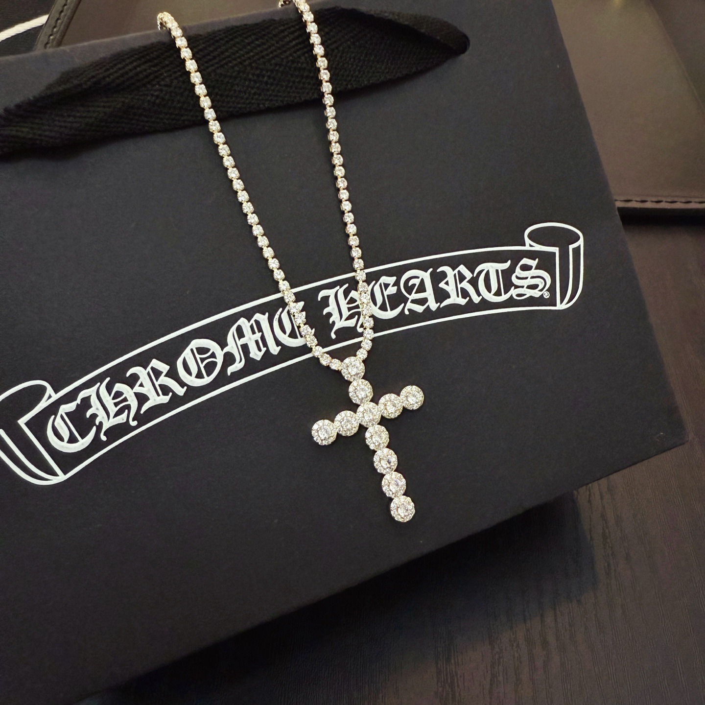 クロムハーツ「Chrome Hearts」ダイヤモンドクロス ペンダントネックレス