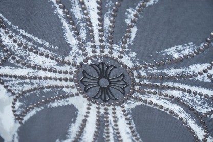 クロムハーツ「Chrome Hearts」プリント&ストーンTシャツ