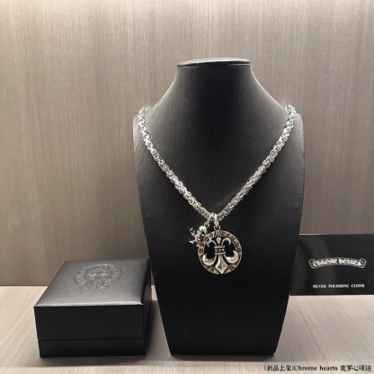 クロムハーツ「Chrome Hearts」ヴィンテージクロスフラワーネックレス