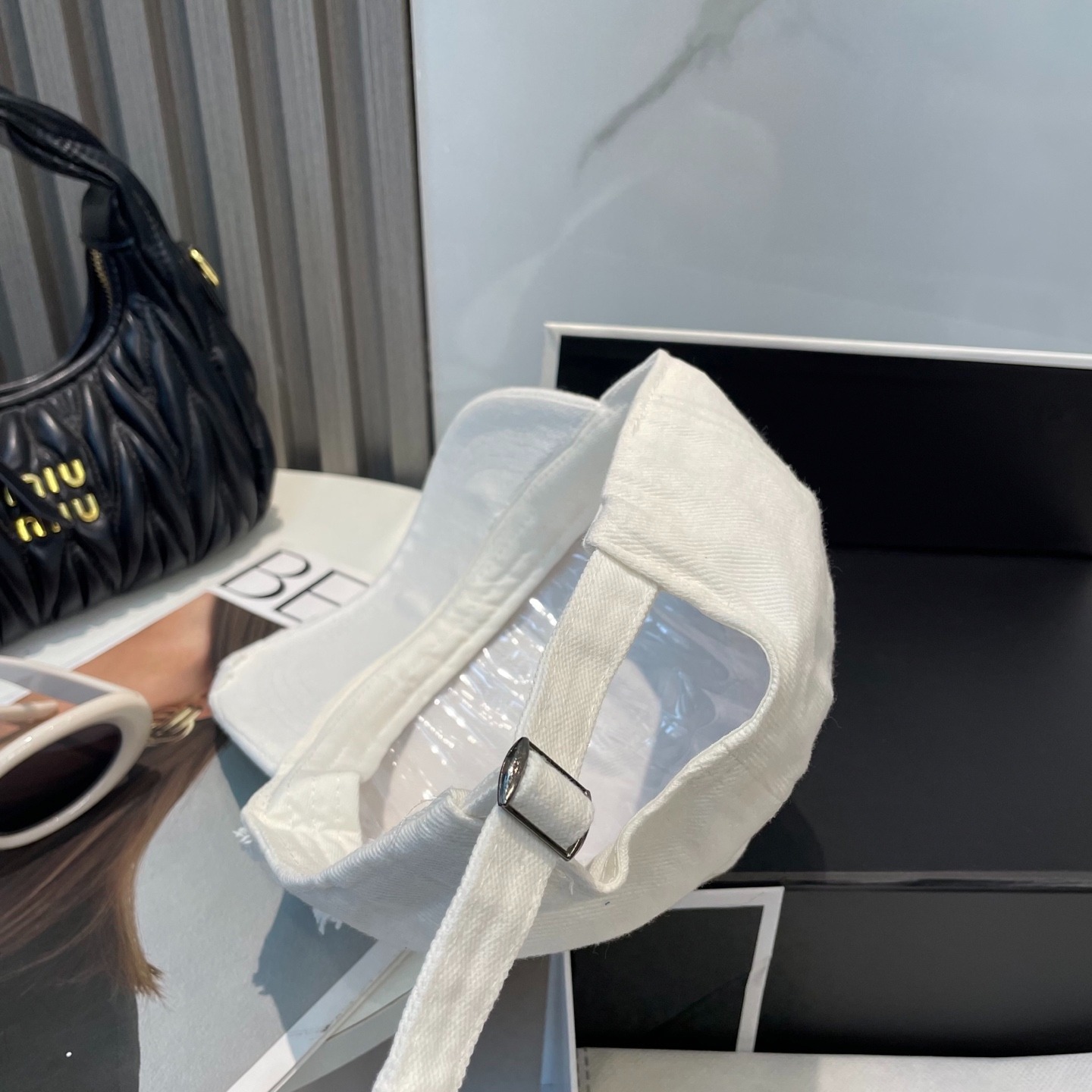 クロムハーツ「Chrome Hearts」ハーツ クロスロゴ ベースボールキャップ