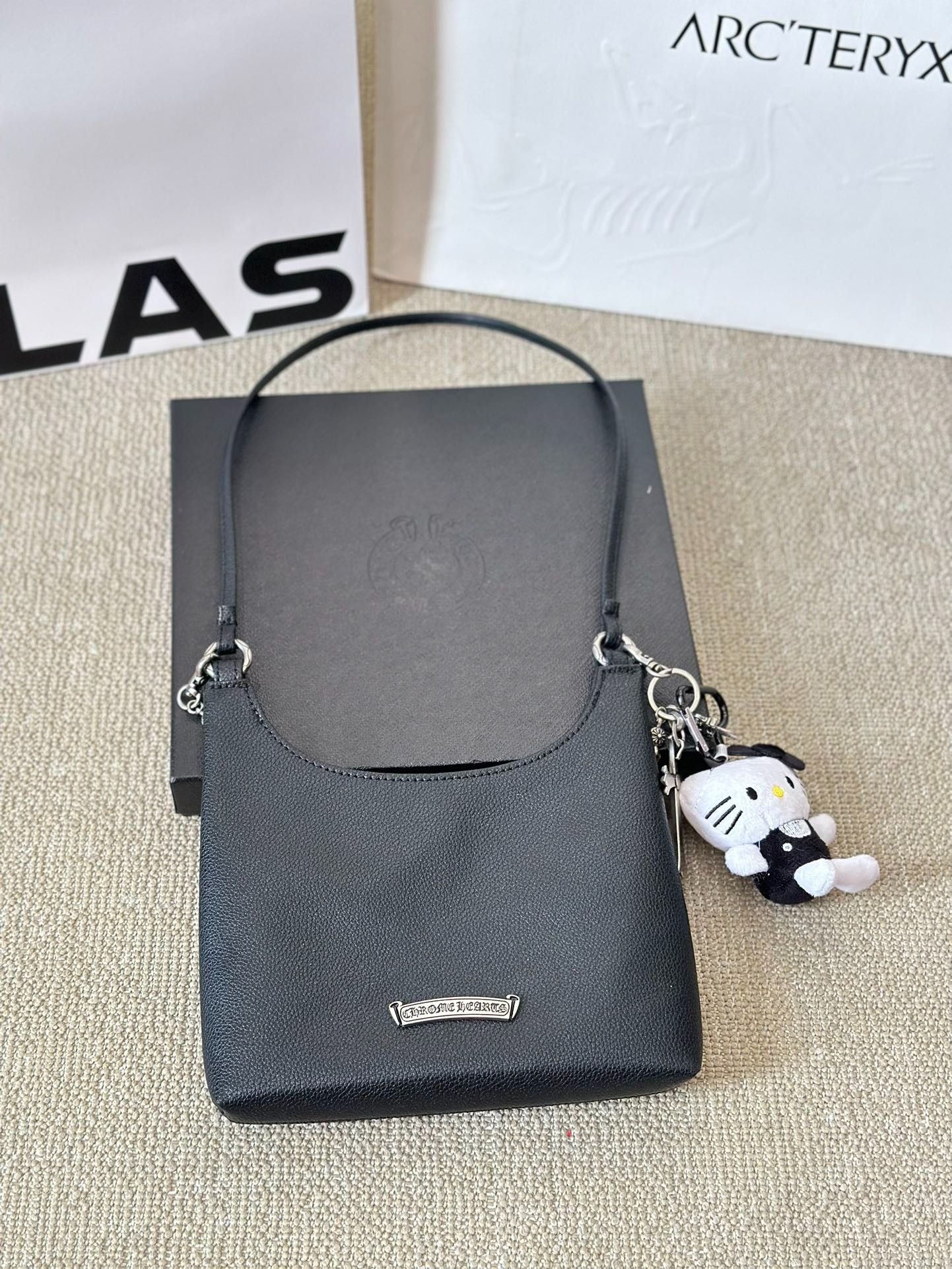 クロムハーツ「Chrome Hearts」ソフトレザー アンダーアームバッグ
