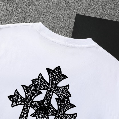 クロムハーツ「Chrome Hearts」ミニマルロゴTシャツ