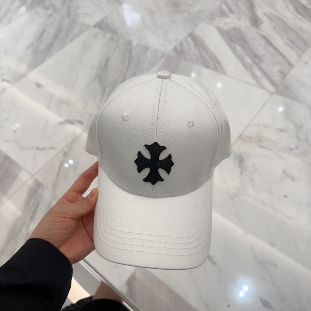 クロムハーツ「Chrome Hearts」ディストレスド スナップバック キャップ