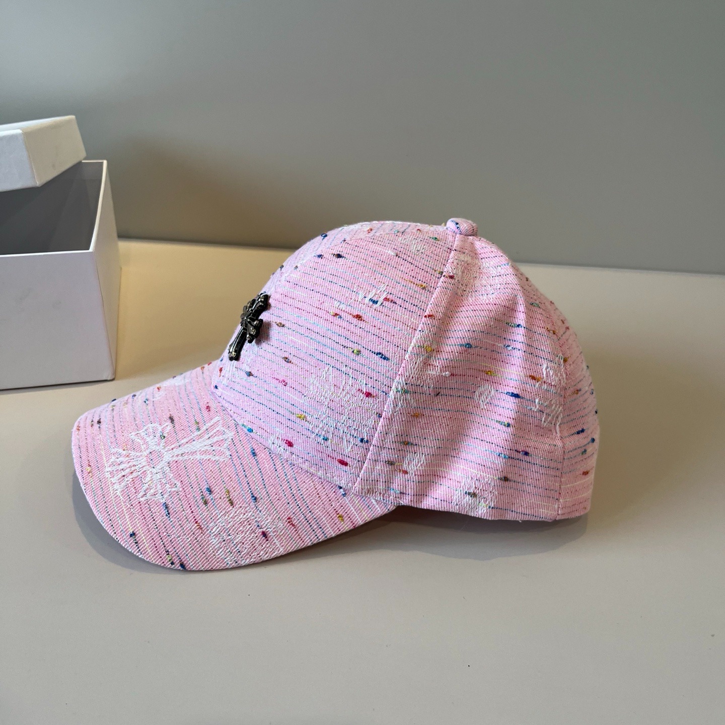 クロムハーツ「Chrome Hearts」モダンスタイル スナップバック キャップ