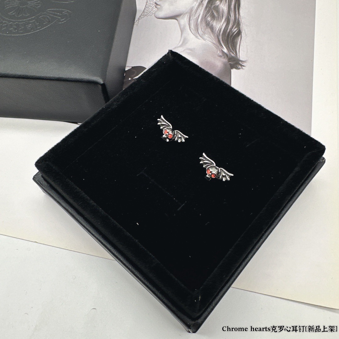 クロムハーツ「Chrome Hearts」アンティーククロスピアス S925 ユニセックス ピアス