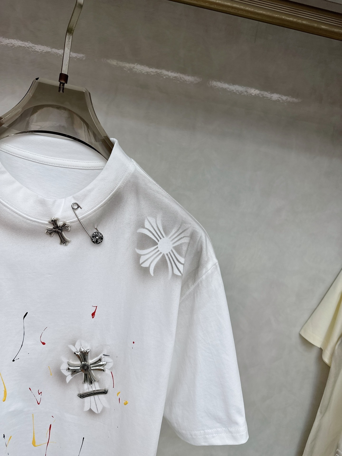 クロムハーツ「Chrome Hearts」ハンドペイントロゴ カジュアルTシャツ