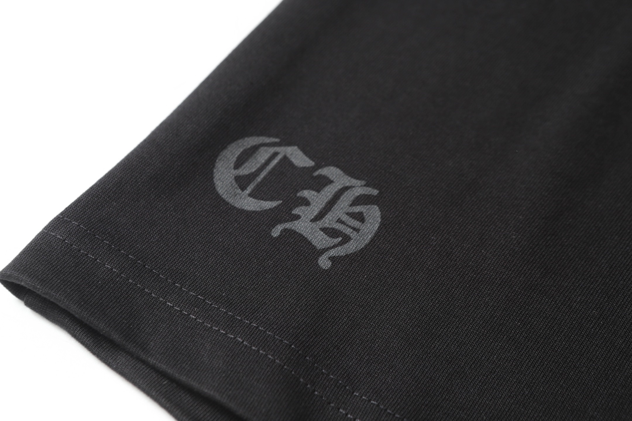 クロムハーツ「Chrome Hearts」サンスクリットロゴ ポケットTシャツ